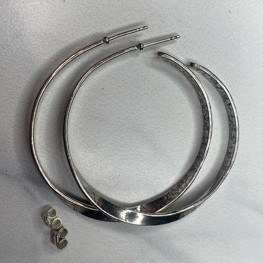 Silpada P1731 retired Twisted Hoop sterling silver‎ Earrings
